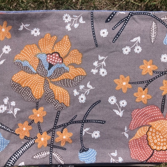 One-of-a-Kind Reversible Cowl - Picture 6 of 7